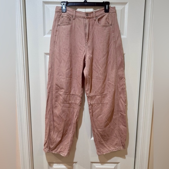 Re-Wash BARREL JEANS - SANDSTONE color. Size junior 5/27. Worn once! EUC. - Picture 4 of 14